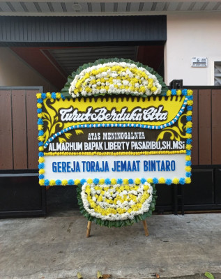 Papan Bunga Duka di Belitung Selatan